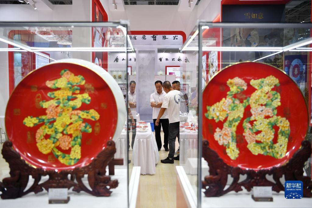 百老汇影城下载
